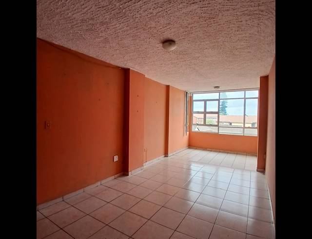 2 BEDROOM APARTMENT FOR SALE IN MONTCLAIR